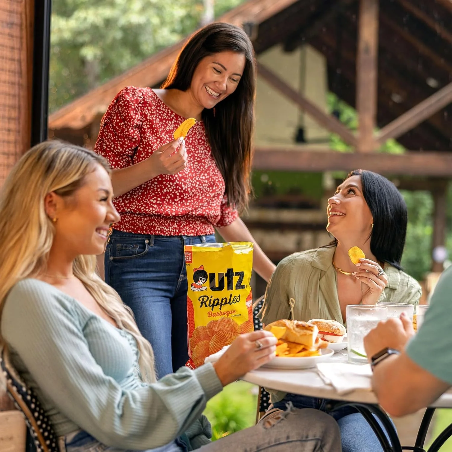 Utz Potato Chips Mike's Hot Honey - Image 5